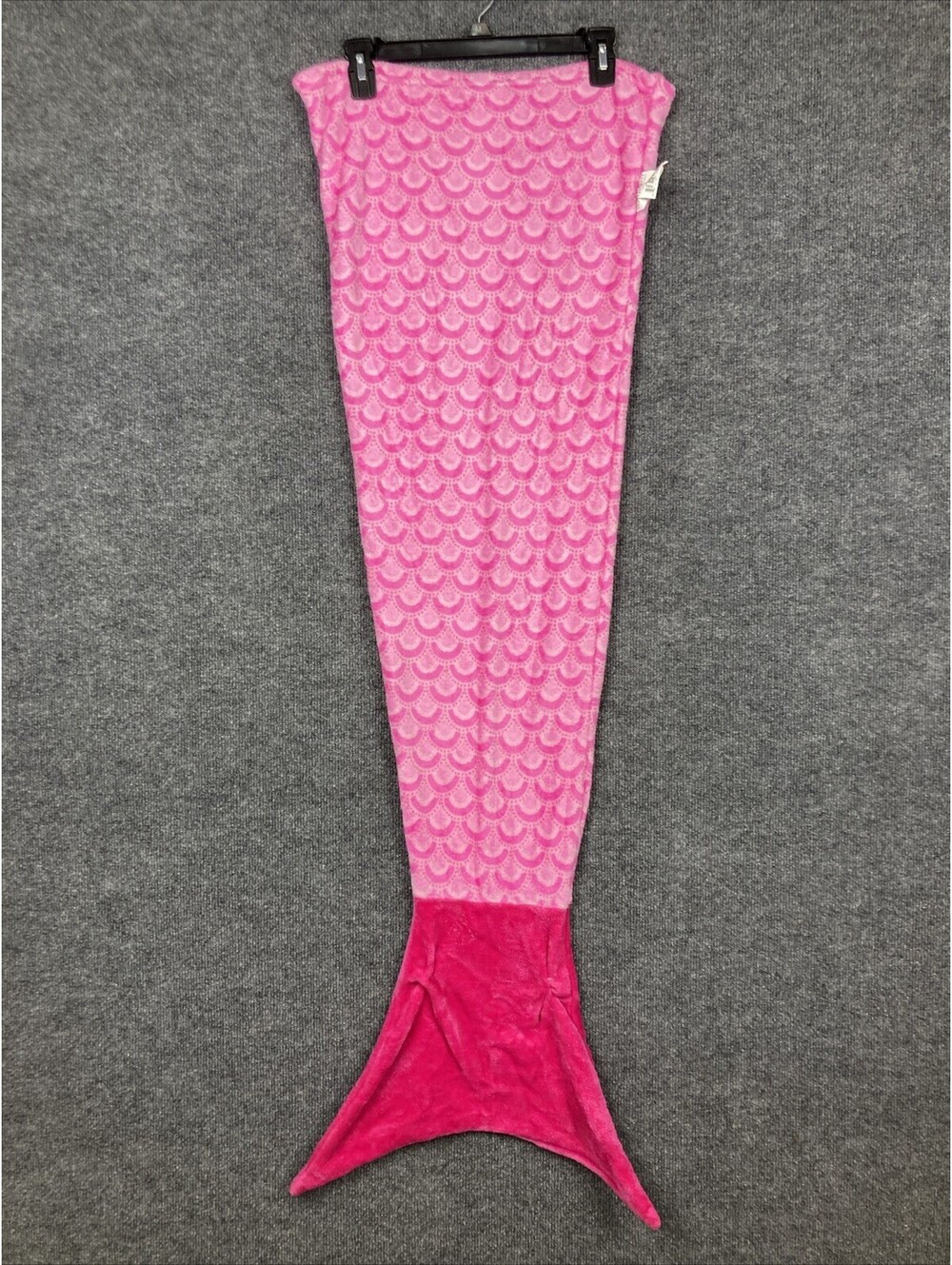 NorthPoint Pink 100% Polyester Fleece Sleeping Bag Dress Up Mermaid Tail EUC
